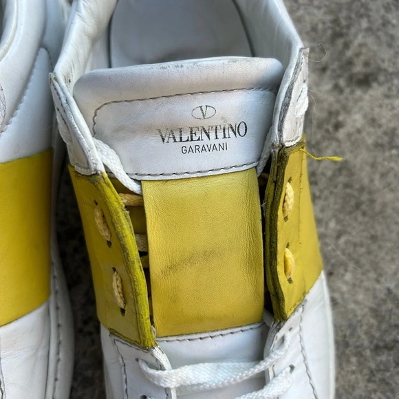 Valentino Garavani Open Rockstud low-top sneakers, size 41 - Picture 6 of 14